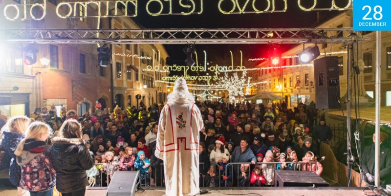 28.12.2024 Obisk dedka Mraza in voščilo Ločanom